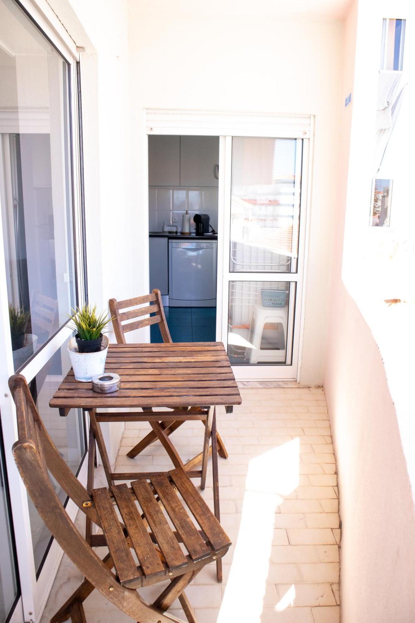 Gamboa Surf Apartment Peniche Exterior photo